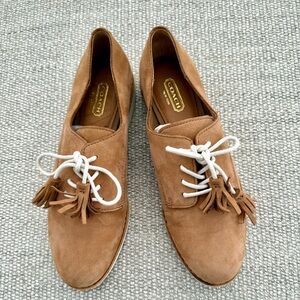 Coach Zinnia Nubuck Leather Oxford Suede Shoes with Tassel Detail Size 7.5B